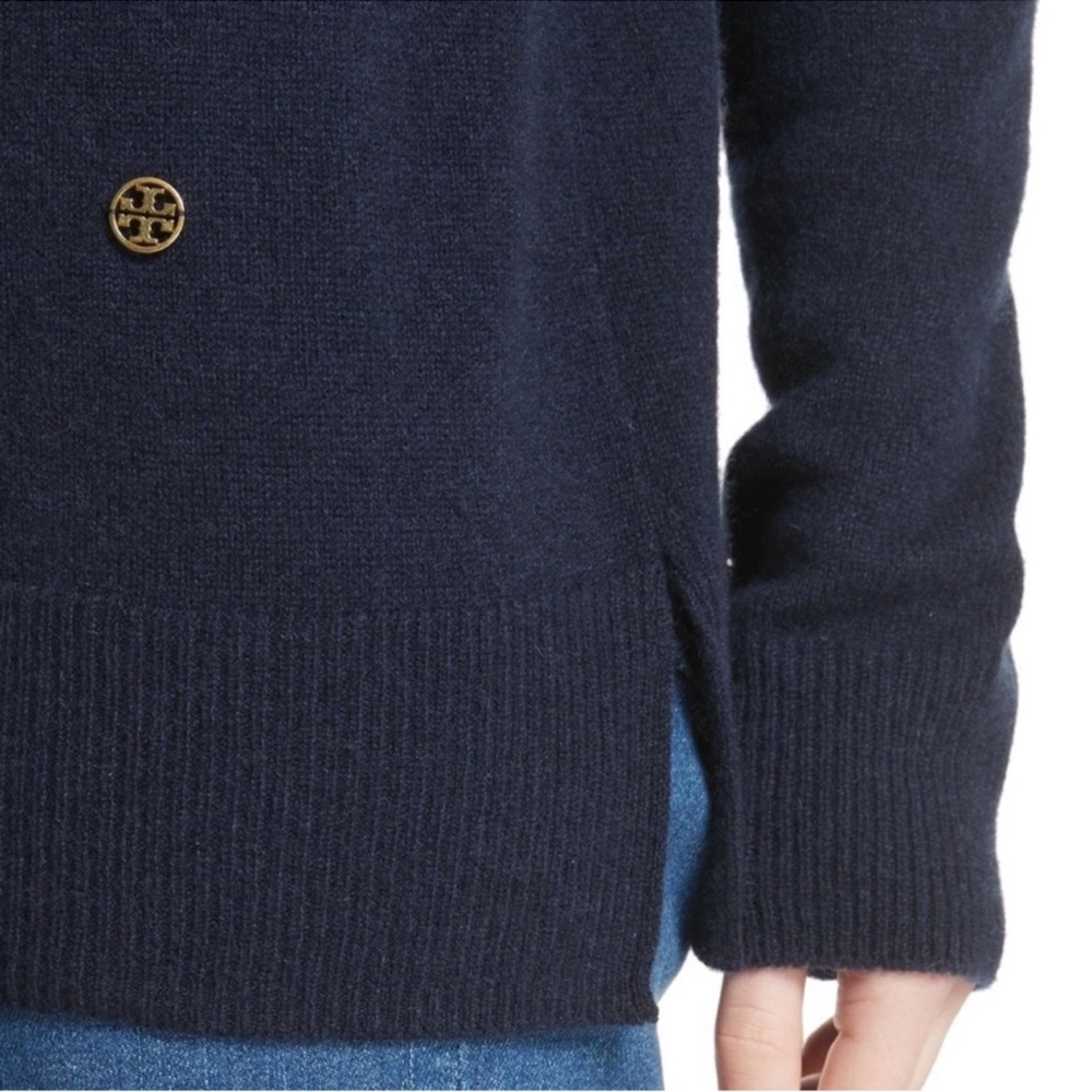 Tory Burch Bella Cashmere Sweater In Tory Navy - Picture 4 of 10
